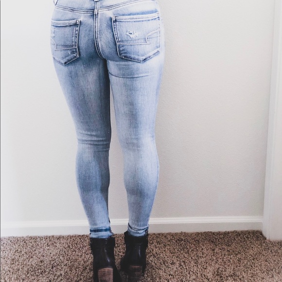 American Eagle Outfitters Hi-Rise Jeans - Picture 3 of 4